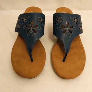 ❤️SOLD❤️Aerosoles Sandals